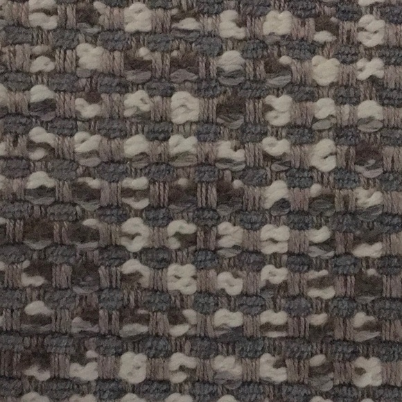 Meet your Posher, Ina - Picture 1 of 1